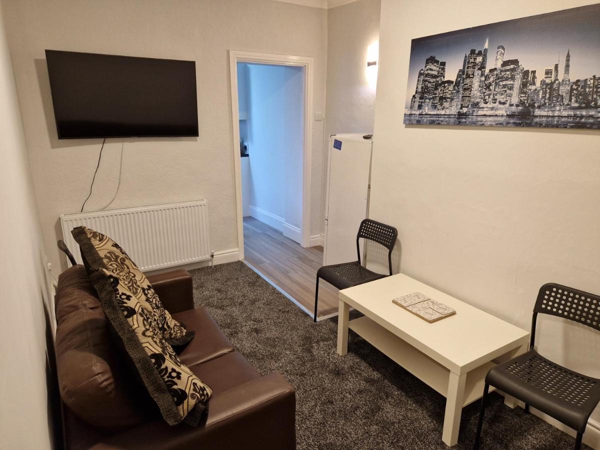 Birtley'S Diamond 3 Bed Apt, Sleeps 6 Guests Birtley  Ngoại thất bức ảnh
