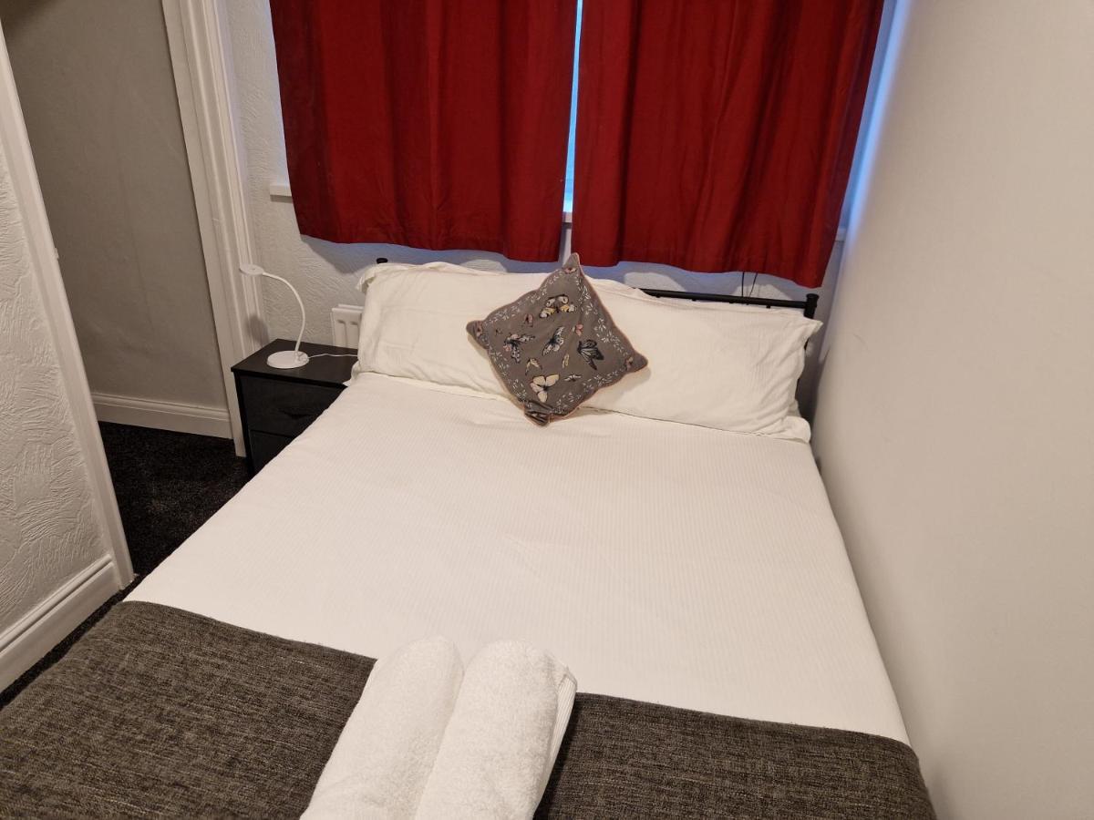 Birtley'S Diamond 3 Bed Apt, Sleeps 6 Guests Birtley  Ngoại thất bức ảnh